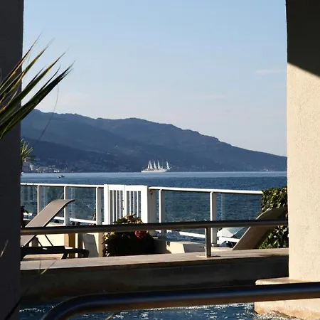 Pineto Отель 3*