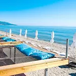 Pineto Hotel Biguglia (Corsica)