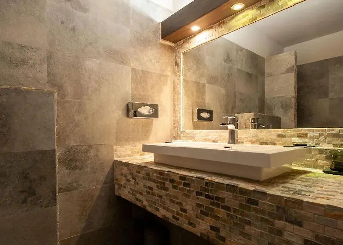 Pineto Hotel Biguglia (Corsica)